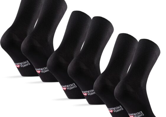 Everything You Wanted to Know About Socks But Were Too Afraid to Ask (for Walking the South West Coast Path)